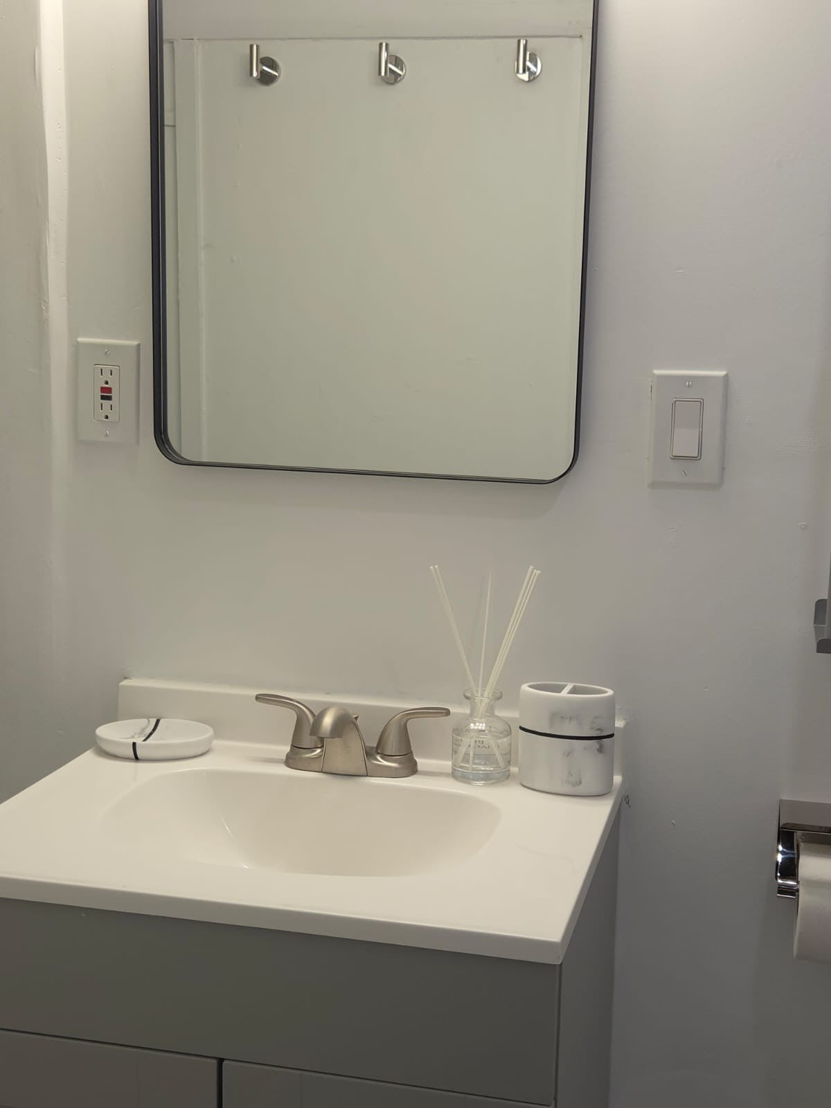 Queen Size Studio Rental